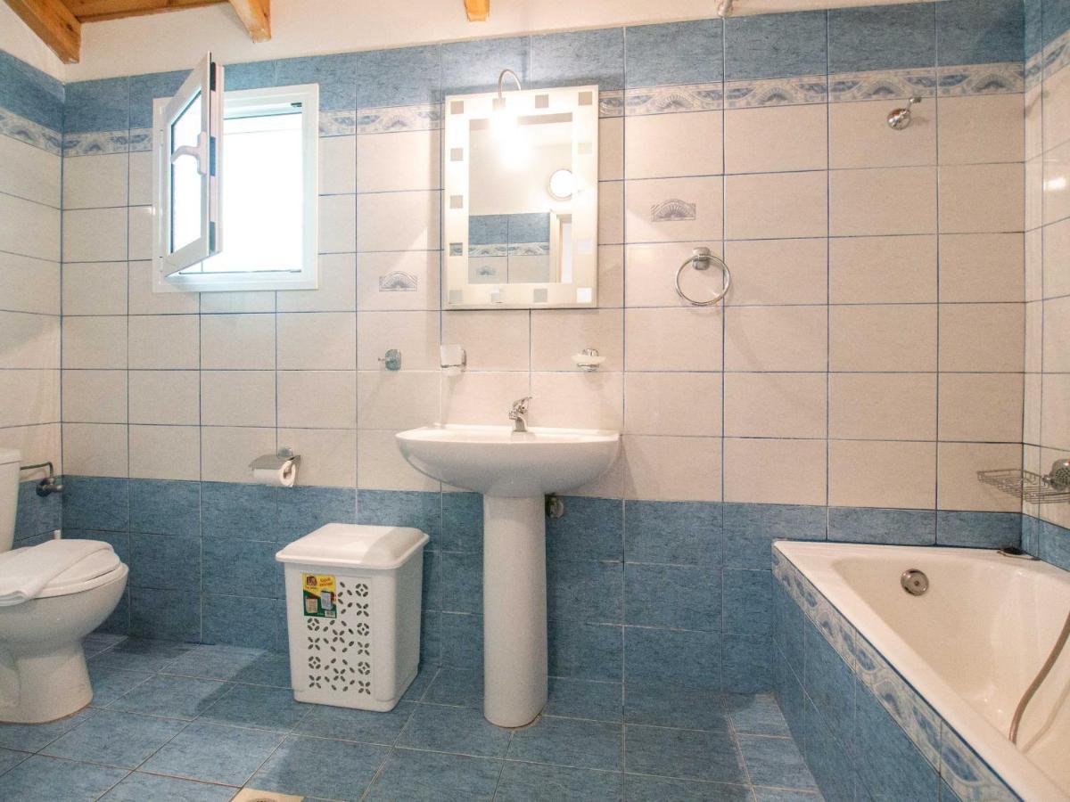 Villa Neptune Livathos  Ngoại thất bức ảnh