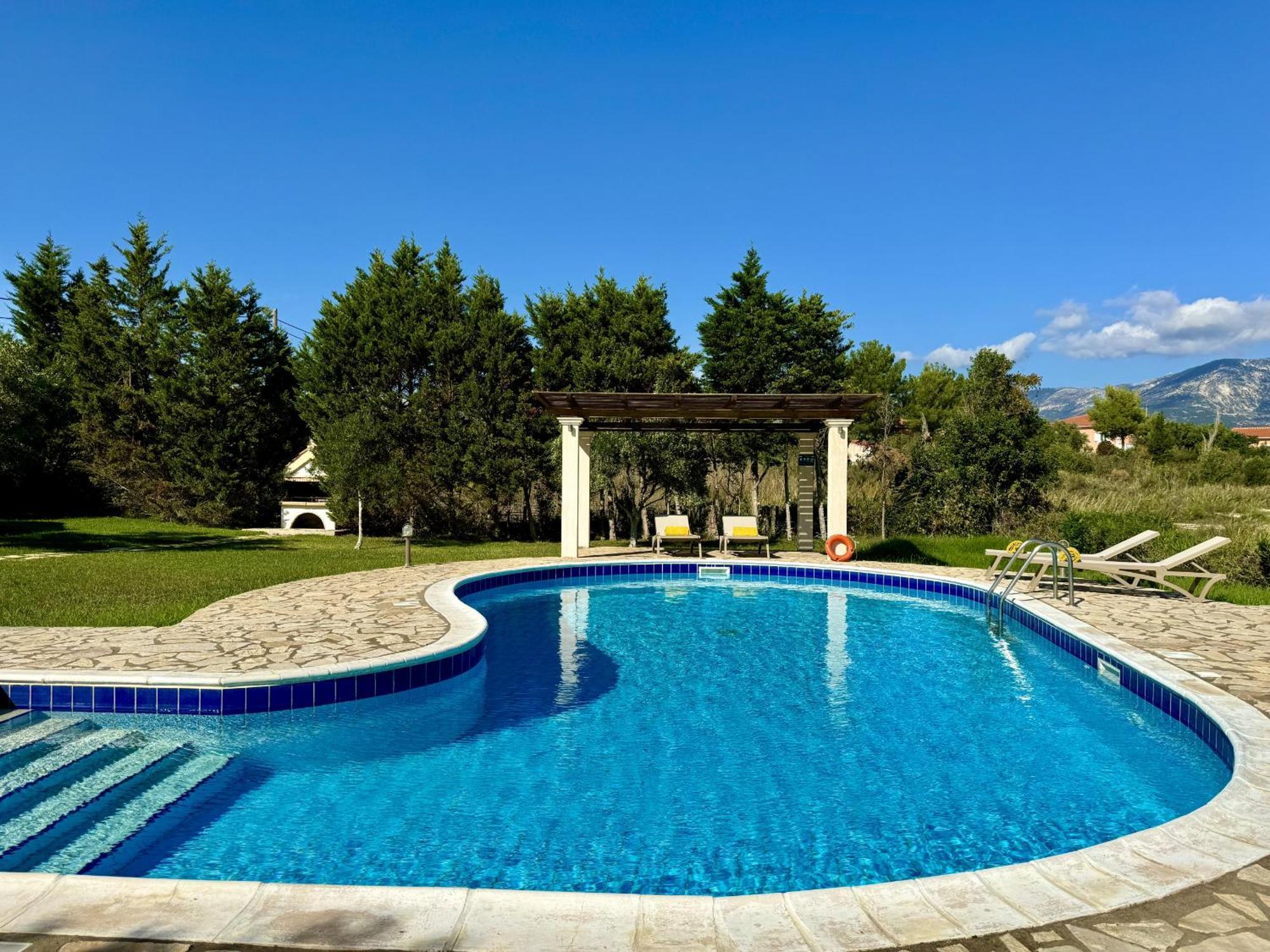 Villa Neptune Livathos  Ngoại thất bức ảnh